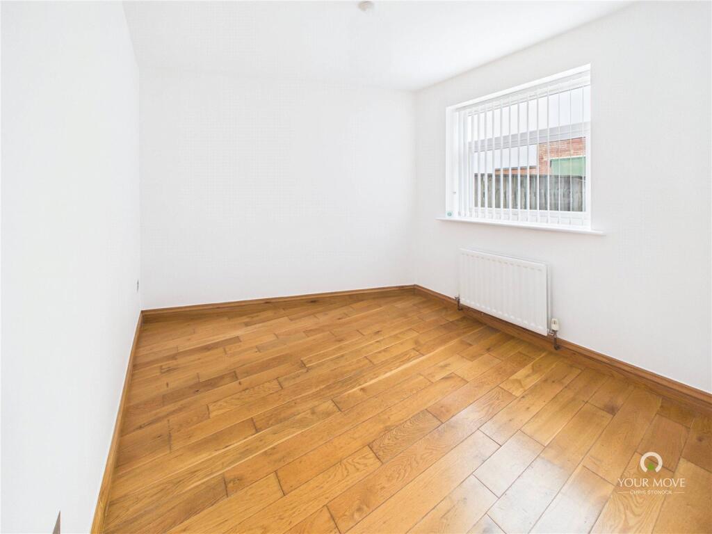 Apartment in Whitley Bay, Monkseaton - More
