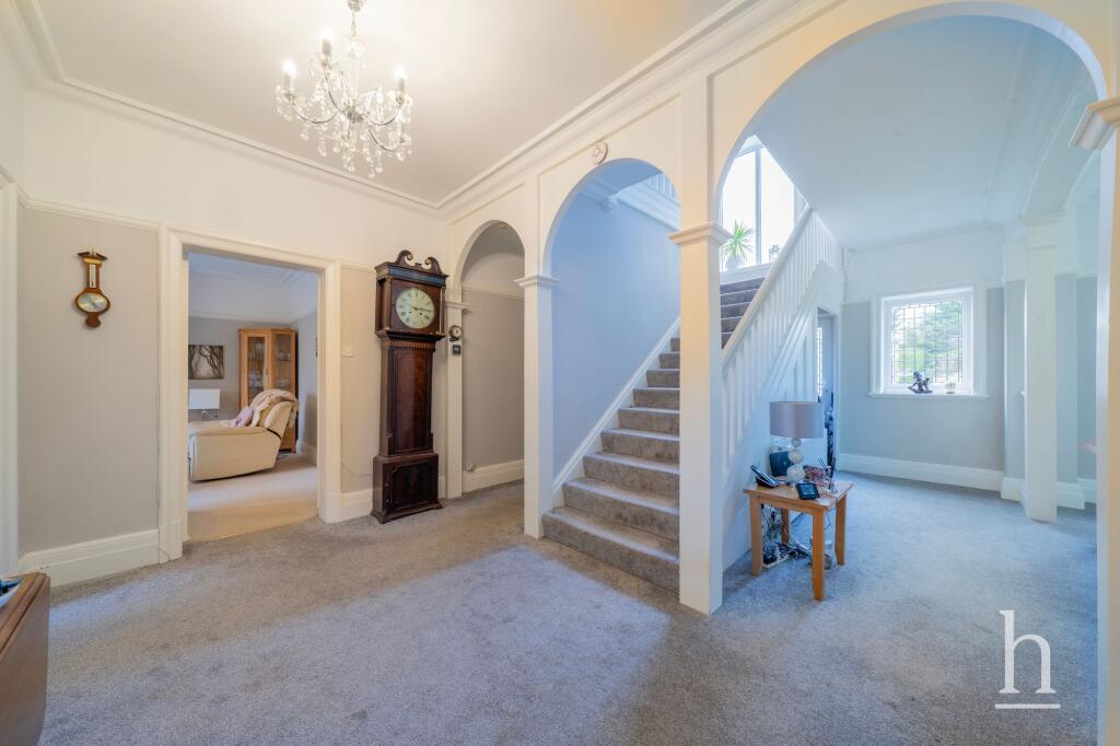 Prenton Lane, Birkenhead, CH42 photo 2