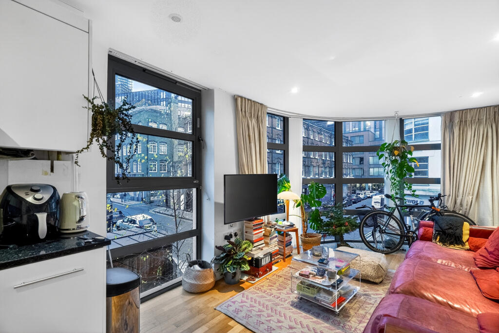 18 Cobb Street, London, E1 photo 2