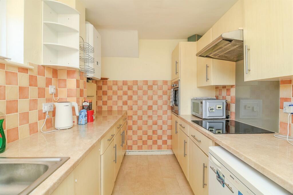 House in Milton Keynes - View 4