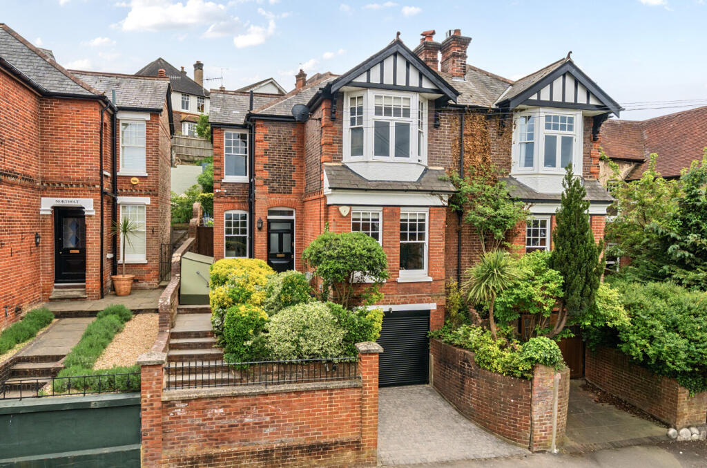 Main image of property: Wodeland Avenue, Guildford, Surrey, GU2