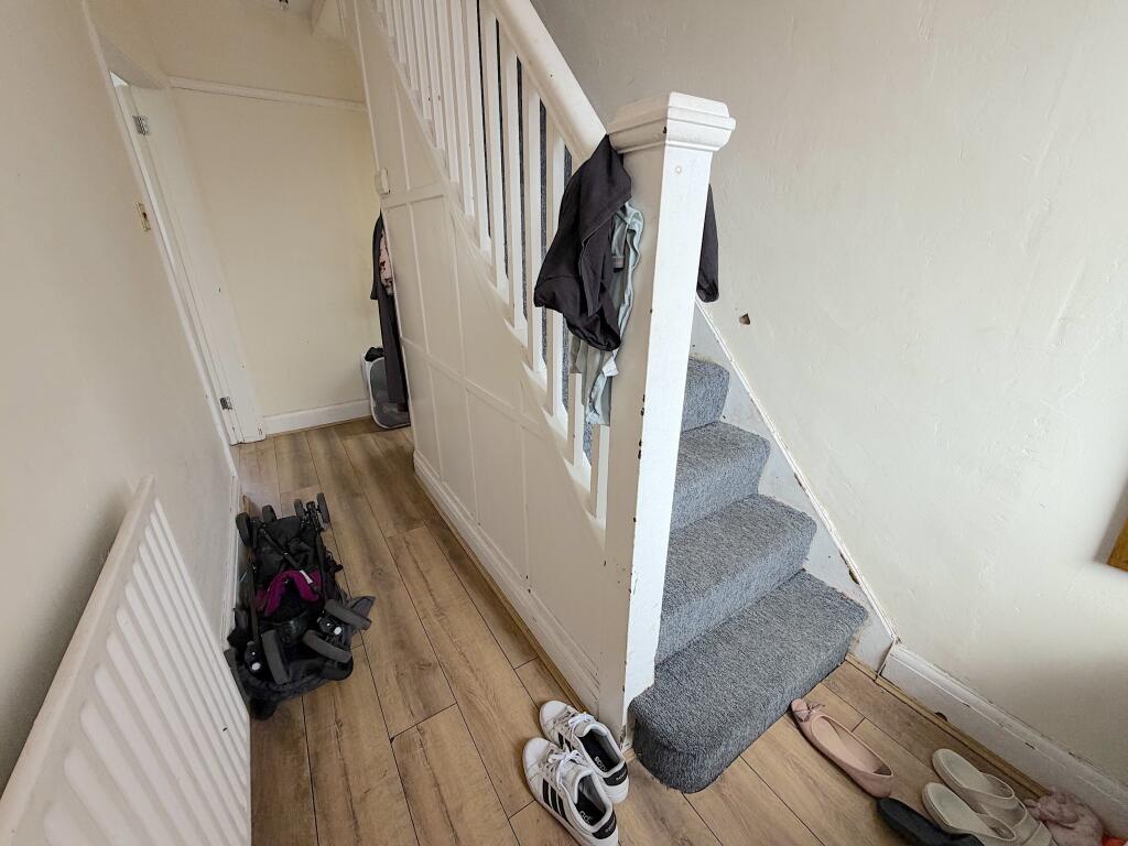 House in Dudley, Harts Hill, Woodside - View 5