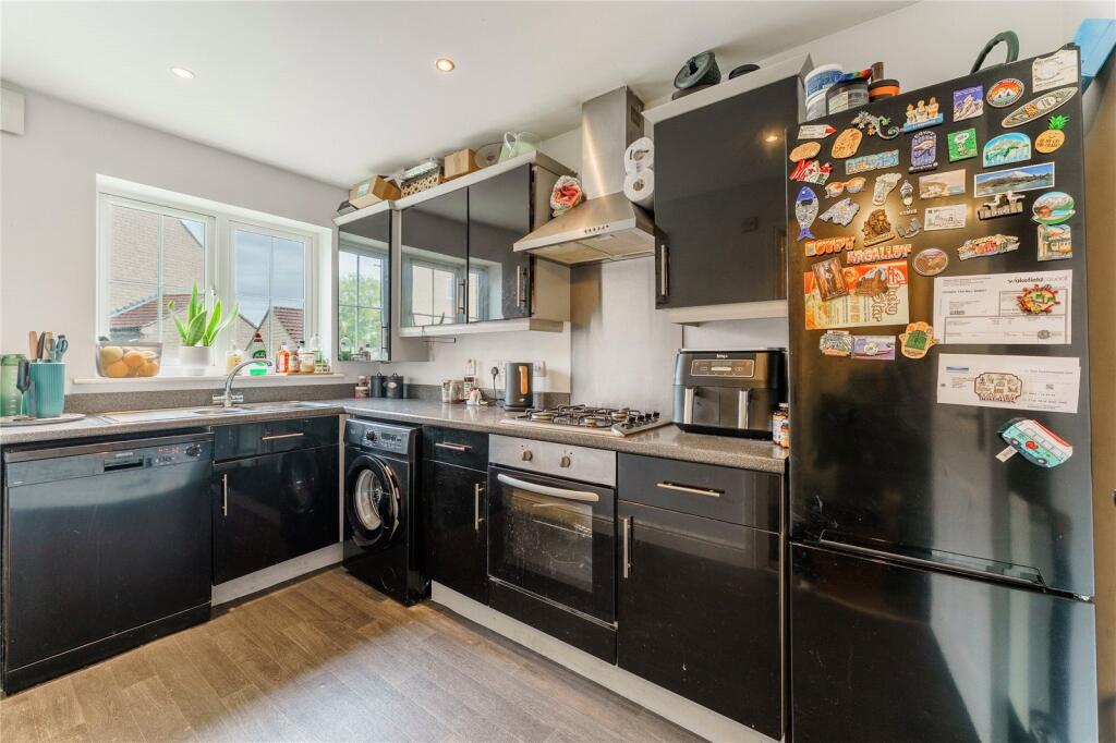 House in Wakefield - View 5