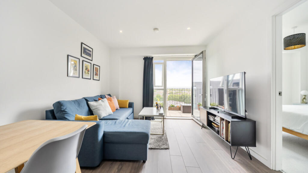 Apartment in London - More
