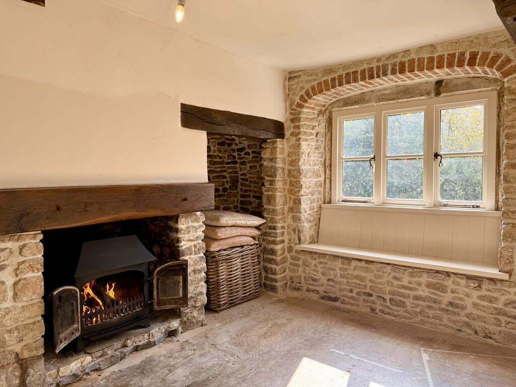 Additional image 9 of Clapton Lane Clapton