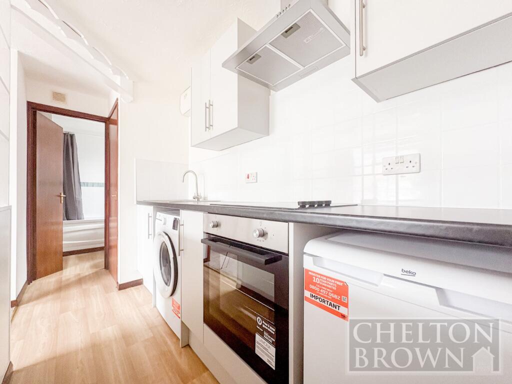 Apartment in Long Buckby, West Northamptonshire - View 5