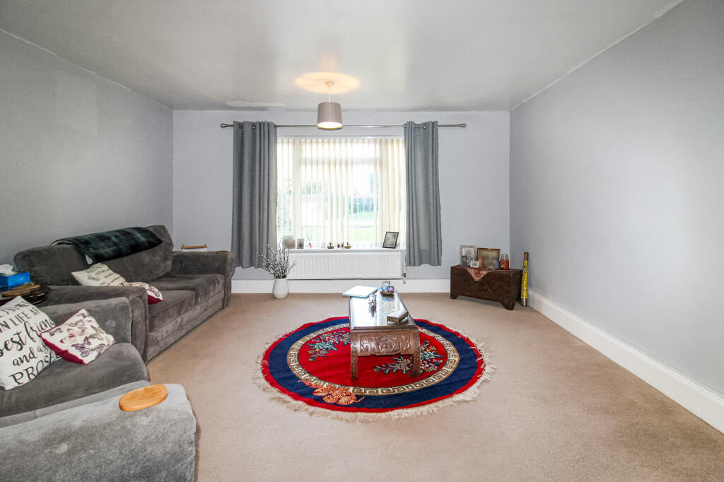 Apartment in Rushmoor, Hampshire - View 2