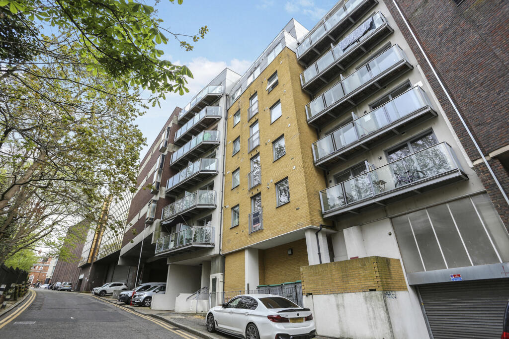 Main image of property: Hawksworth House, Tetty Way, Bromley, BR1