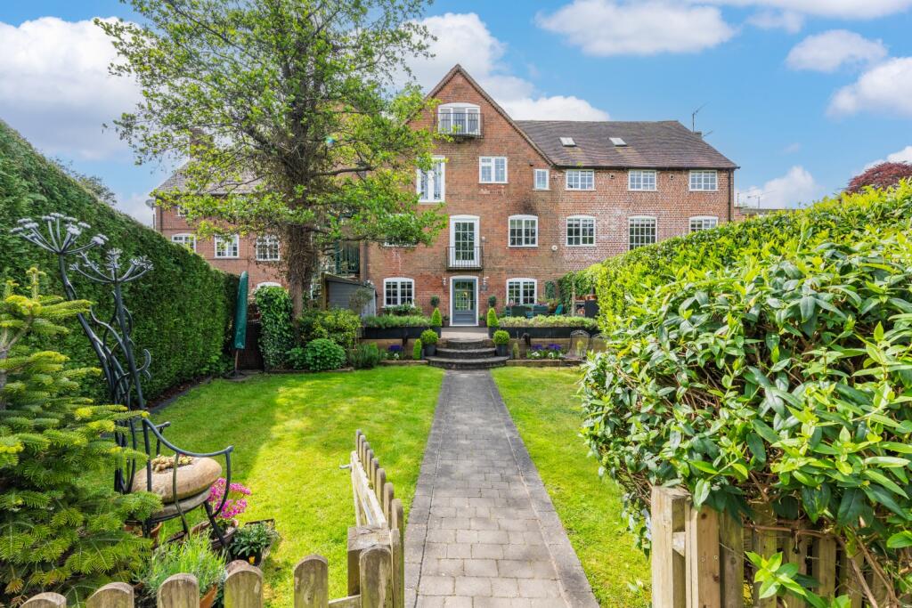 Stratford Road, Wootton Wawen, Henley-in-Arden, West Midlands, B95