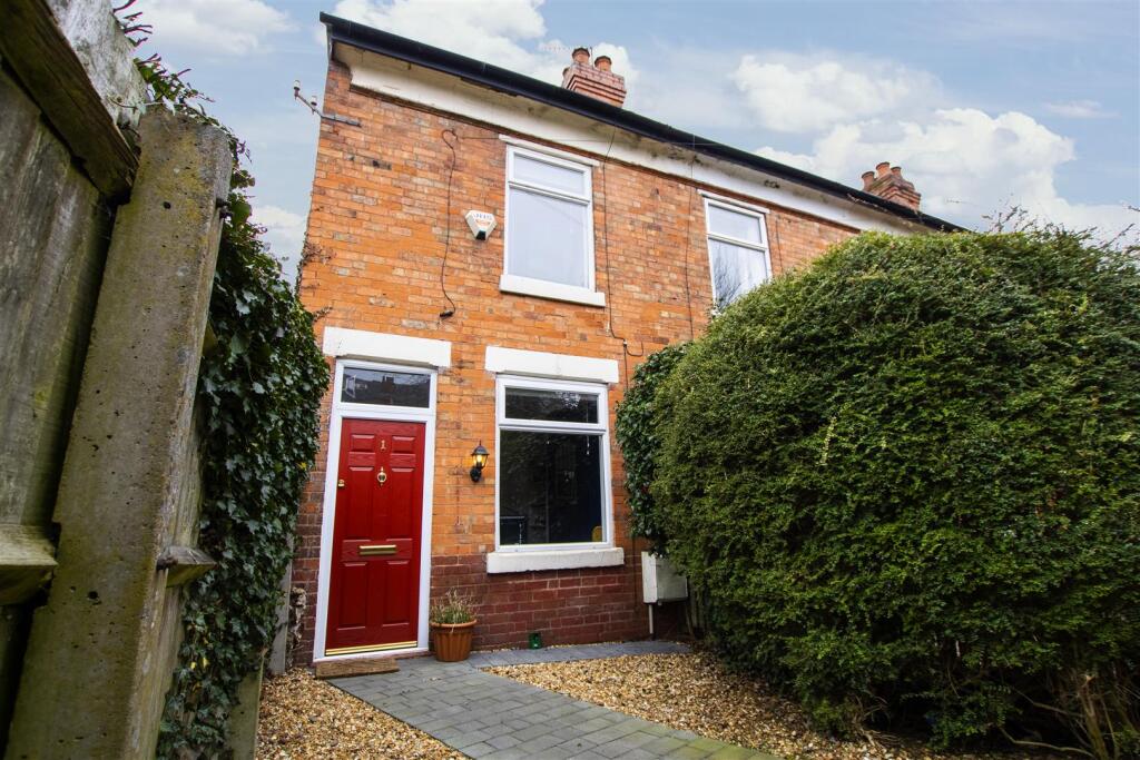 2-bed terraced on Myrtle Place, Birmingham, B29, £210,000