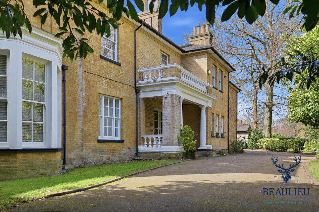 Main image of property: Rayleigh Road, Brentwood, CM13 1