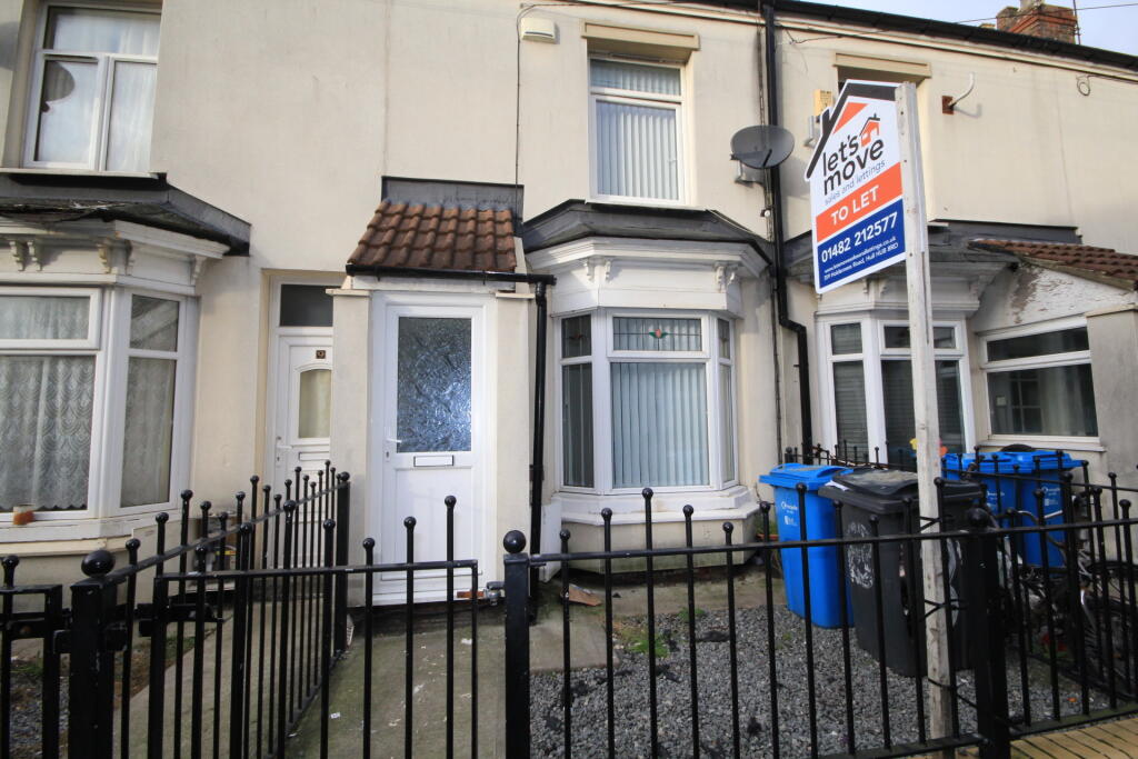 Main image of property: Colenso Avenue, Holland St, Hull, HU9