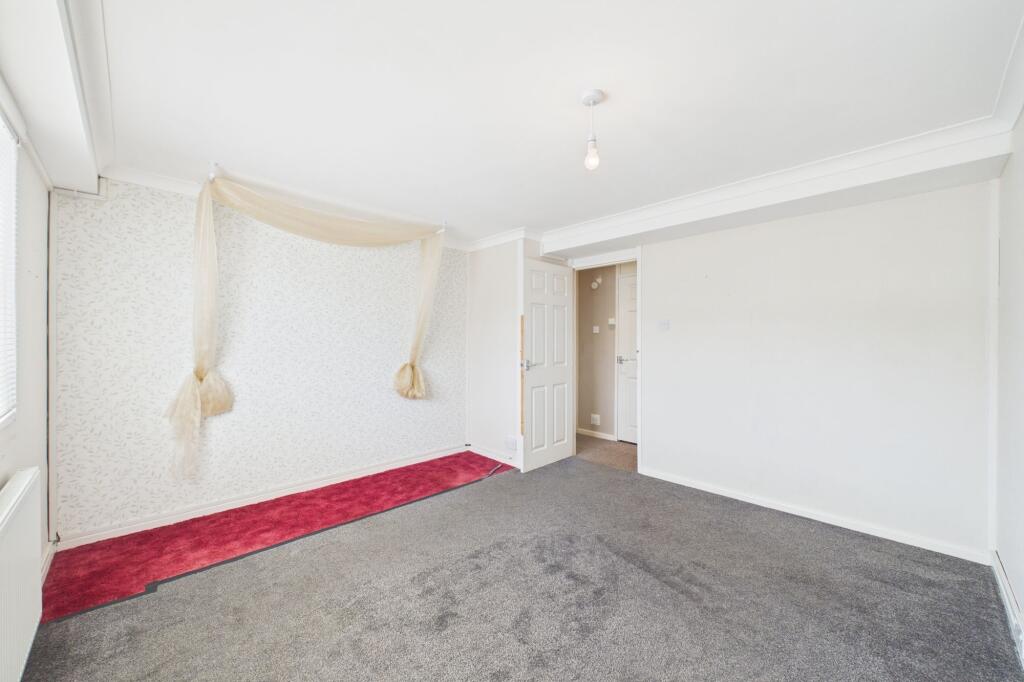 House in Ipswich - View 5