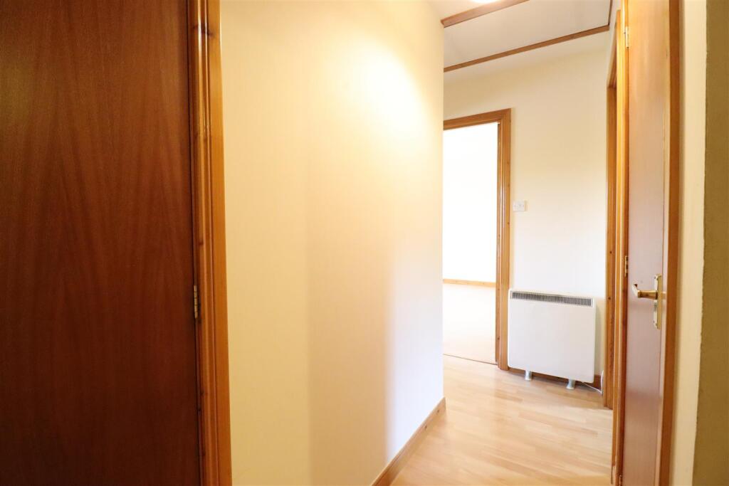 Apartment in Inverness - View 2
