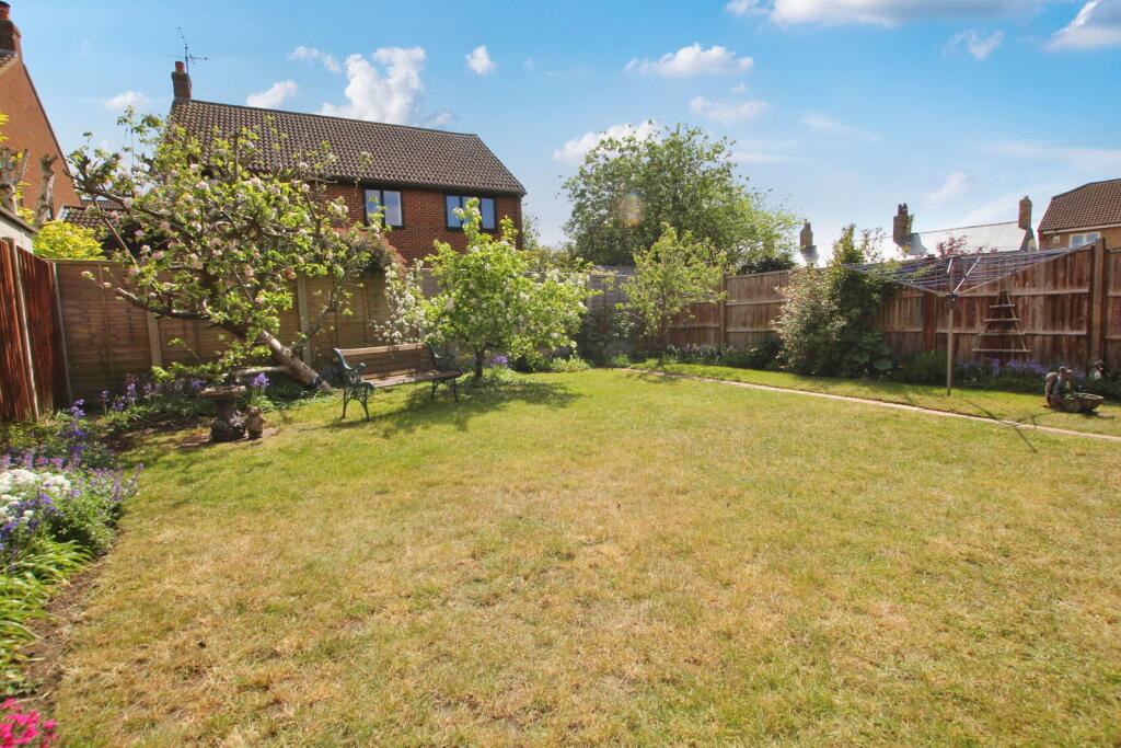 House in Stevenage - View 4
