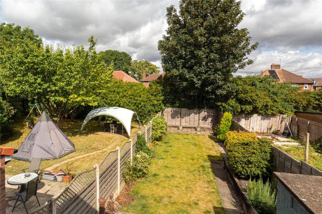 House in York - View 4