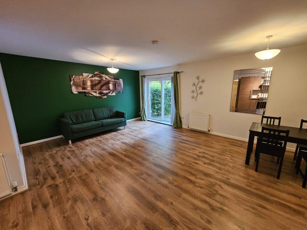 Main image of property: 258T Newhaven Road, Edinburgh, EH6 5PF