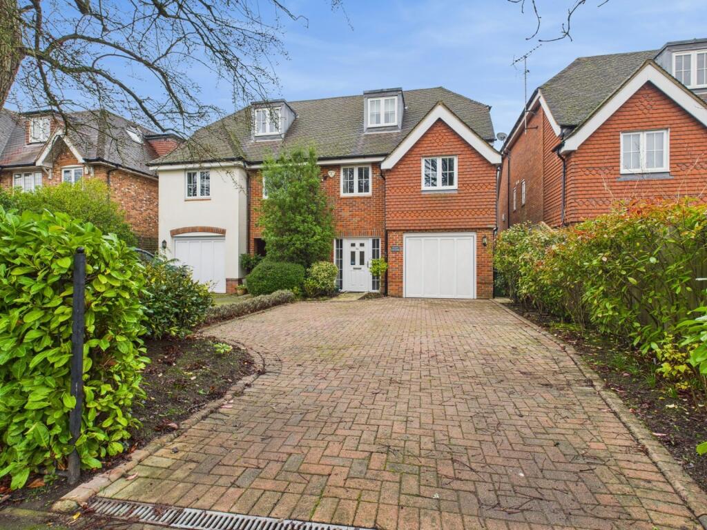 Main image of property: Warwick Road, Beaconsfield, Buckinghamshire, HP9