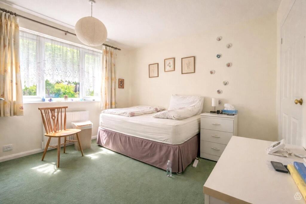 Juniper, Bracknell, Berkshire, RG12 - More