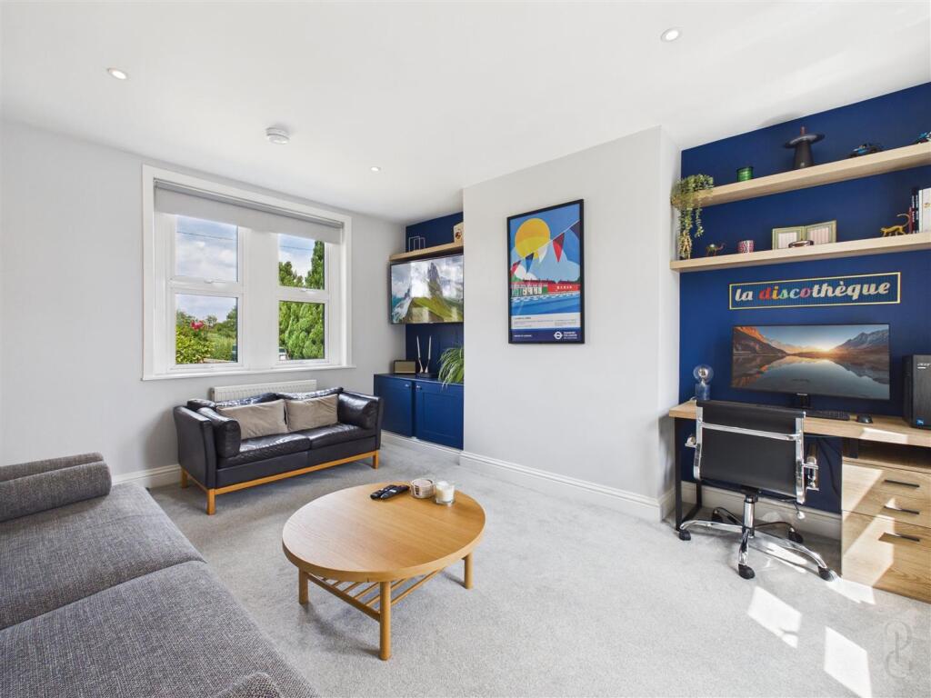 House in Bath - View 4