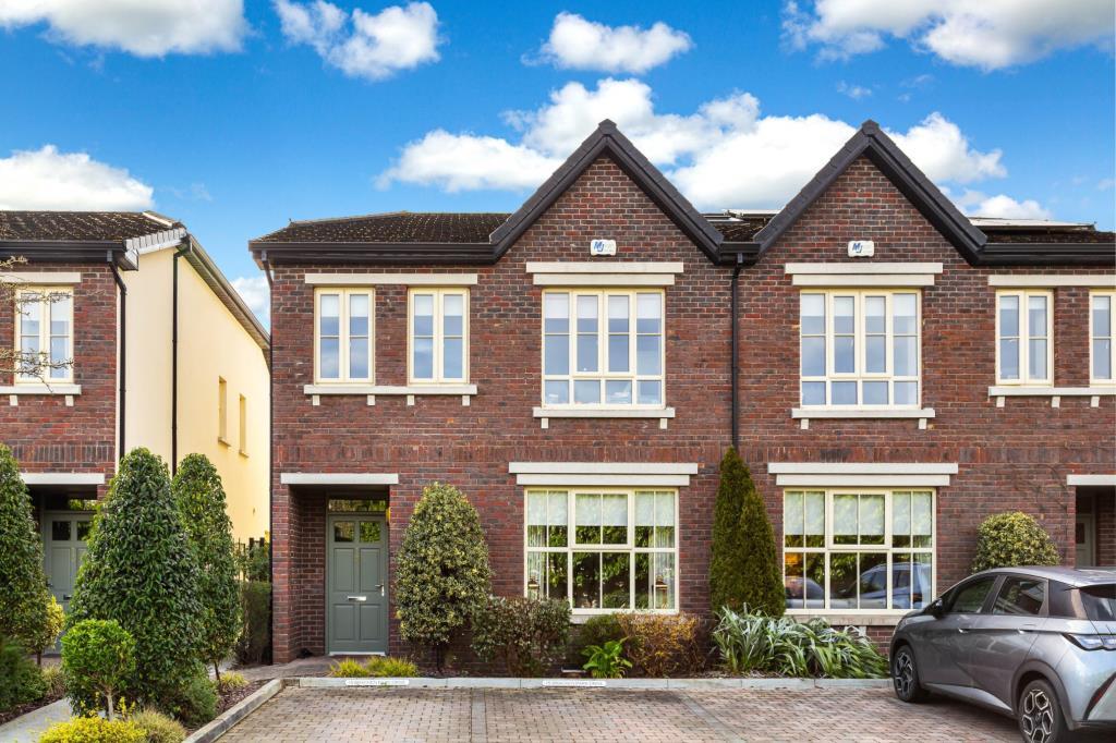 Main image of property: 15 Bracken Park Drive, Castleknock, Dublin 15, D15 HC79