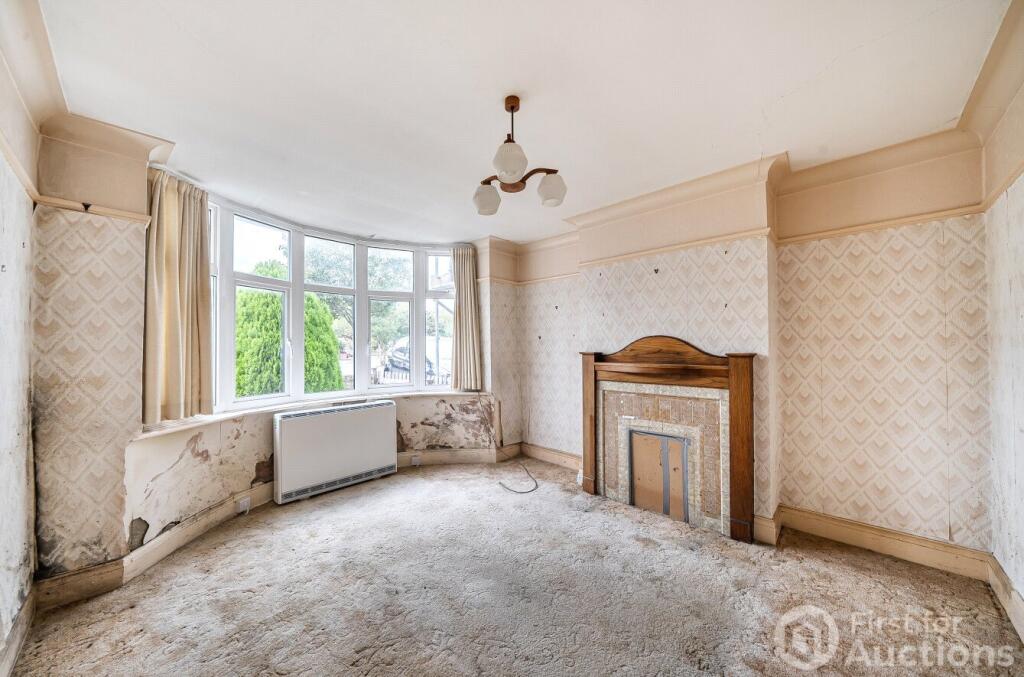 House in Cheltenham, Leckhampton - View 2