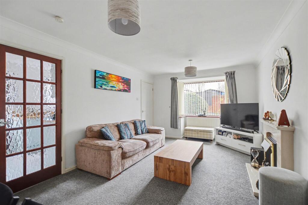 Barleydale Drive, Trowell, Nottingham photo 2