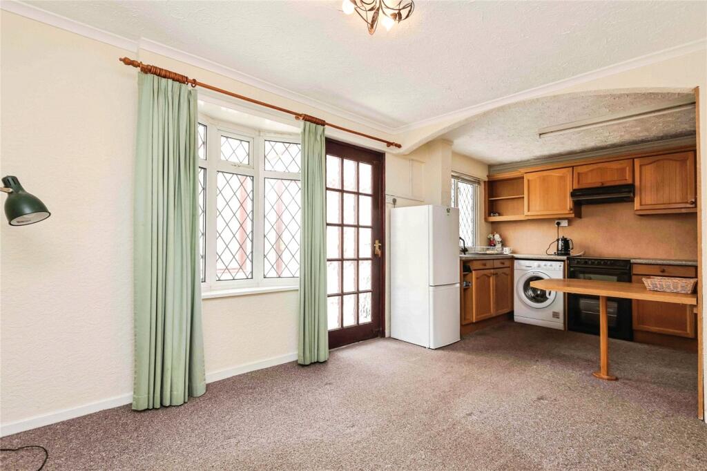 House in Birmingham, West Midlands - View 5