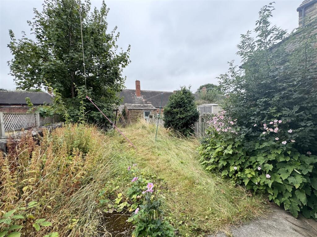 House in Huddersfield, Kitchenroyd, Scissett - View 2