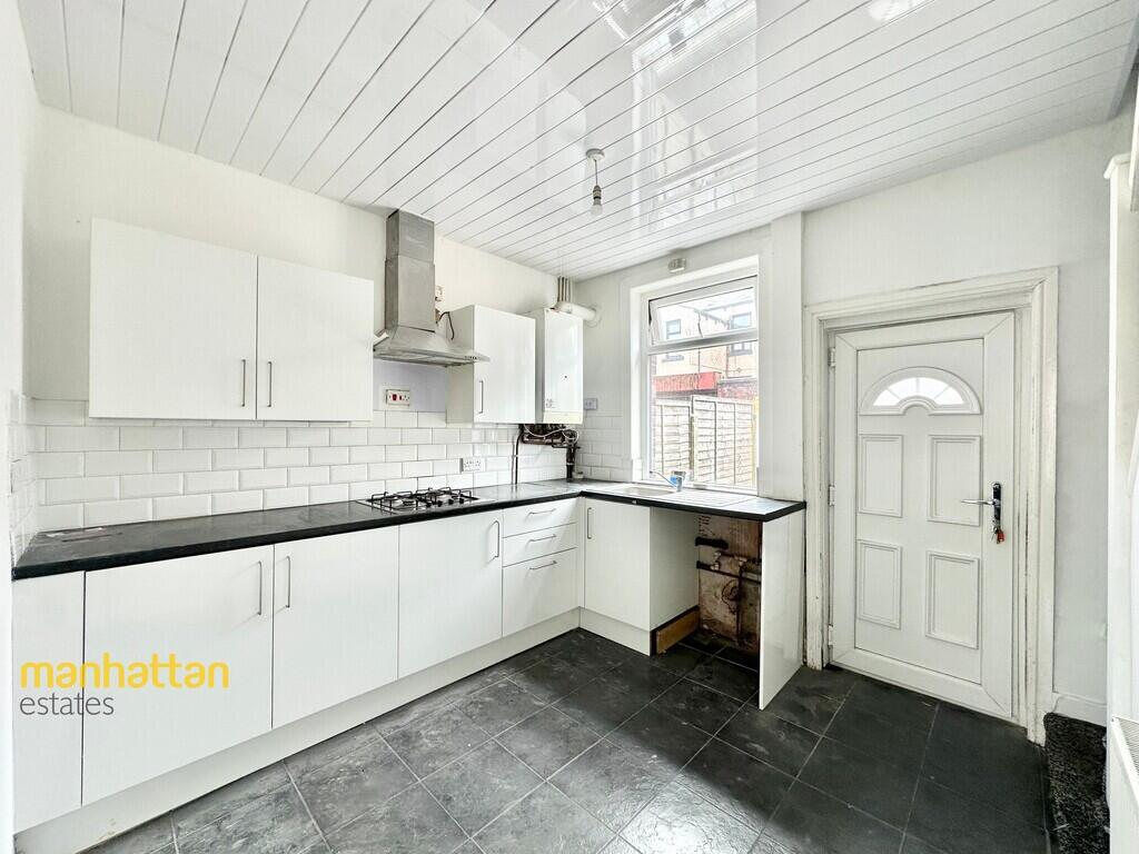 House in Bolton, Brownlow Fold, Halliwell - View 4