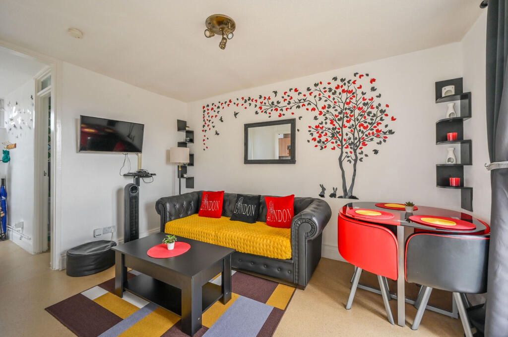 Apartment in London - View 5