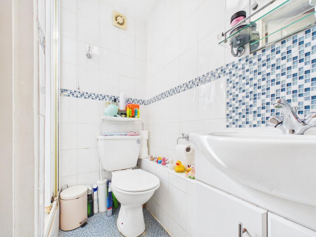Apartment in Reading - More