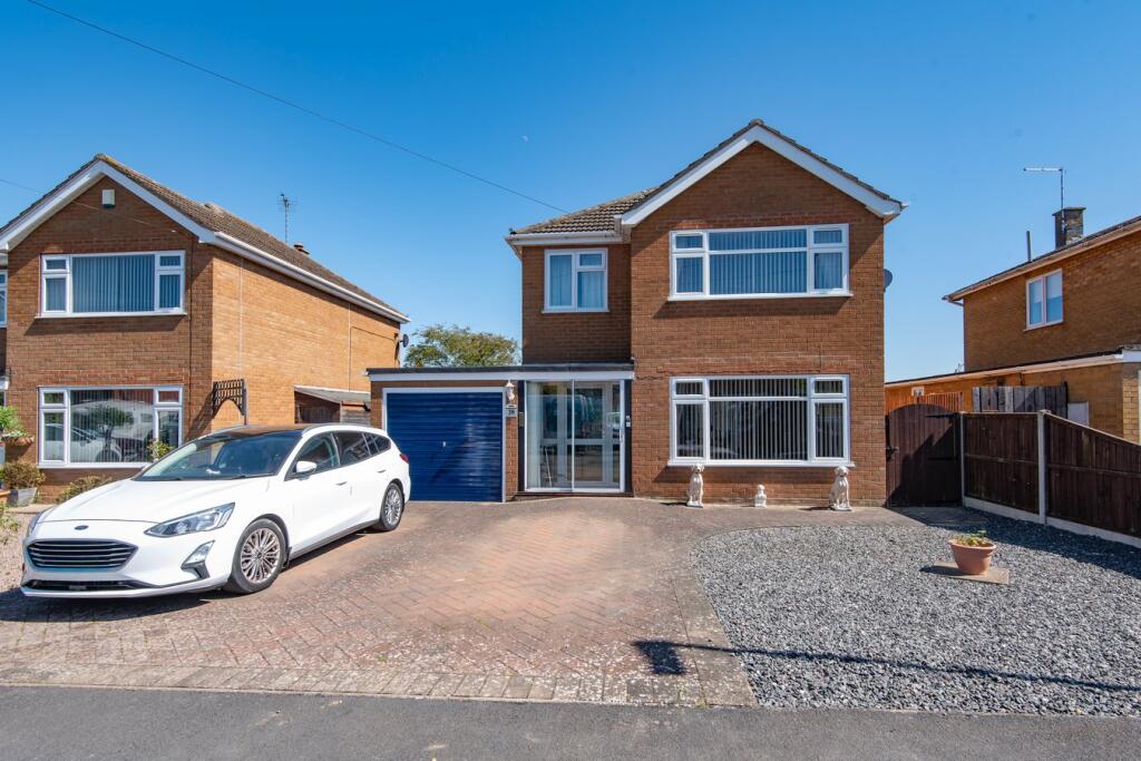 3-bed detached on Orchard Close, Donington, Spalding, PE11, £229,950