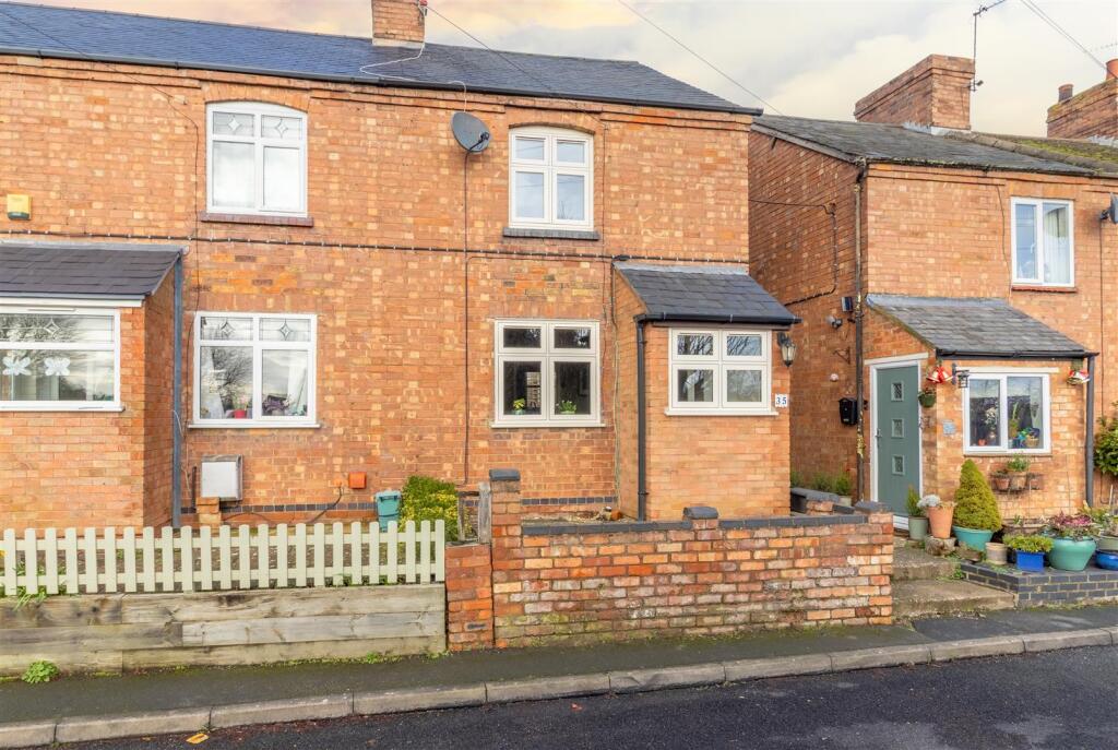 Main image of property: Poplar Road, Bishops Itchington