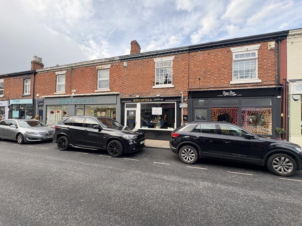 Main image of property: 16 Charles Street, Hoole, Chester, Cheshire, CH2 3AZ