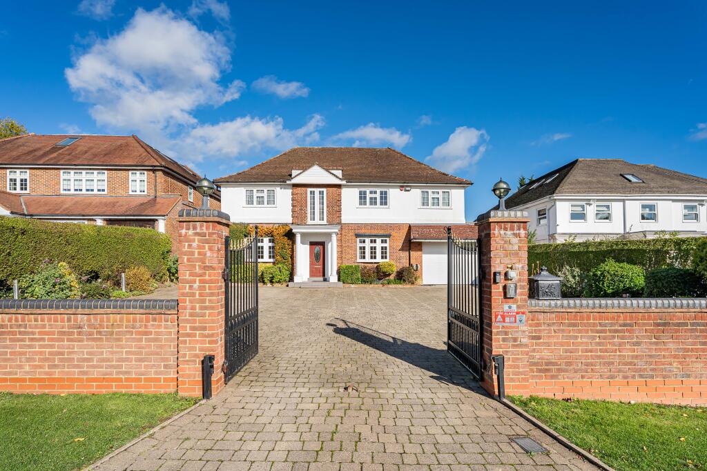 Additional image 35 of Mymms Drive, Brookmans Park, AL9