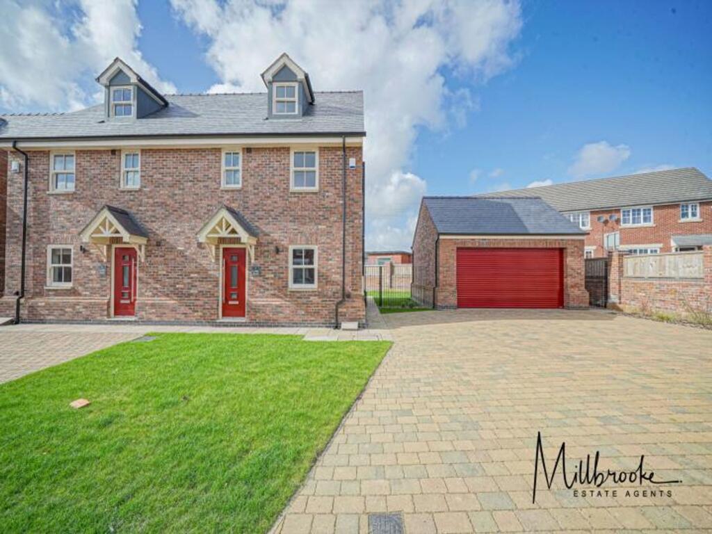4-bed semi-detached on Leigh Road, Atherton, M46, £359,995