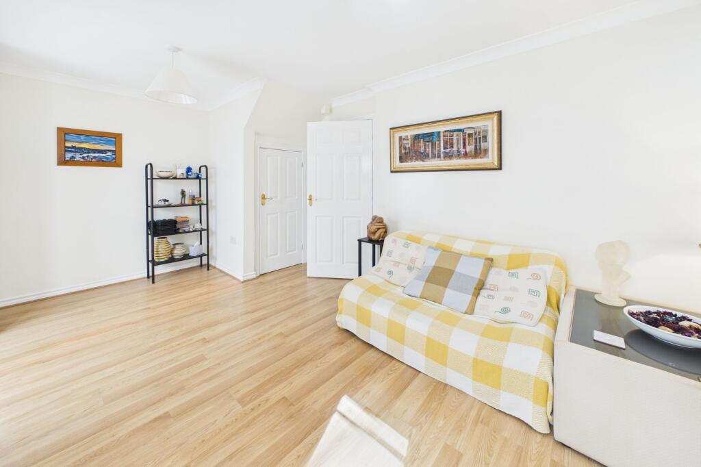House in Stockton-on-Tees - View 3