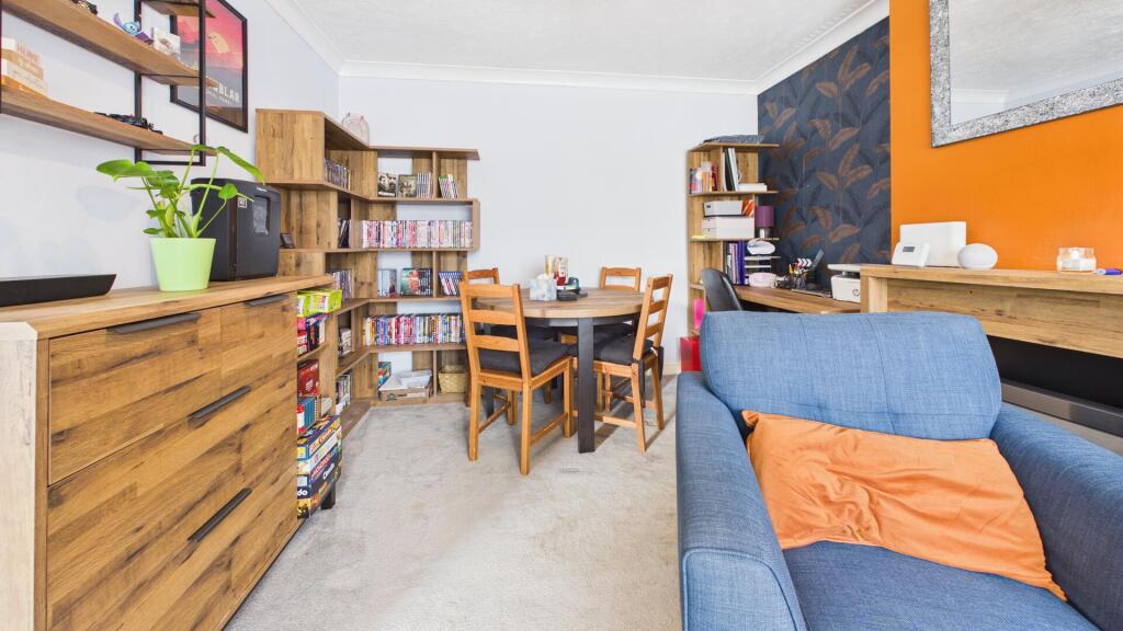 House in Peterborough - View 4