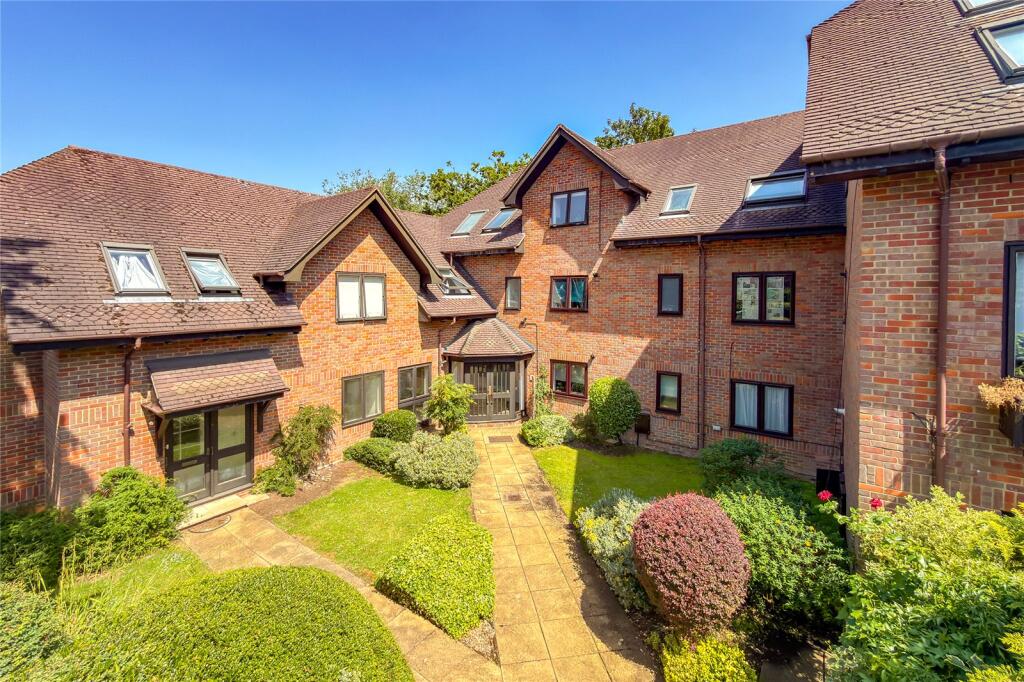 Main image of property: Lichfield Place, Lemsford Road, St. Albans, Hertfordshire, AL1