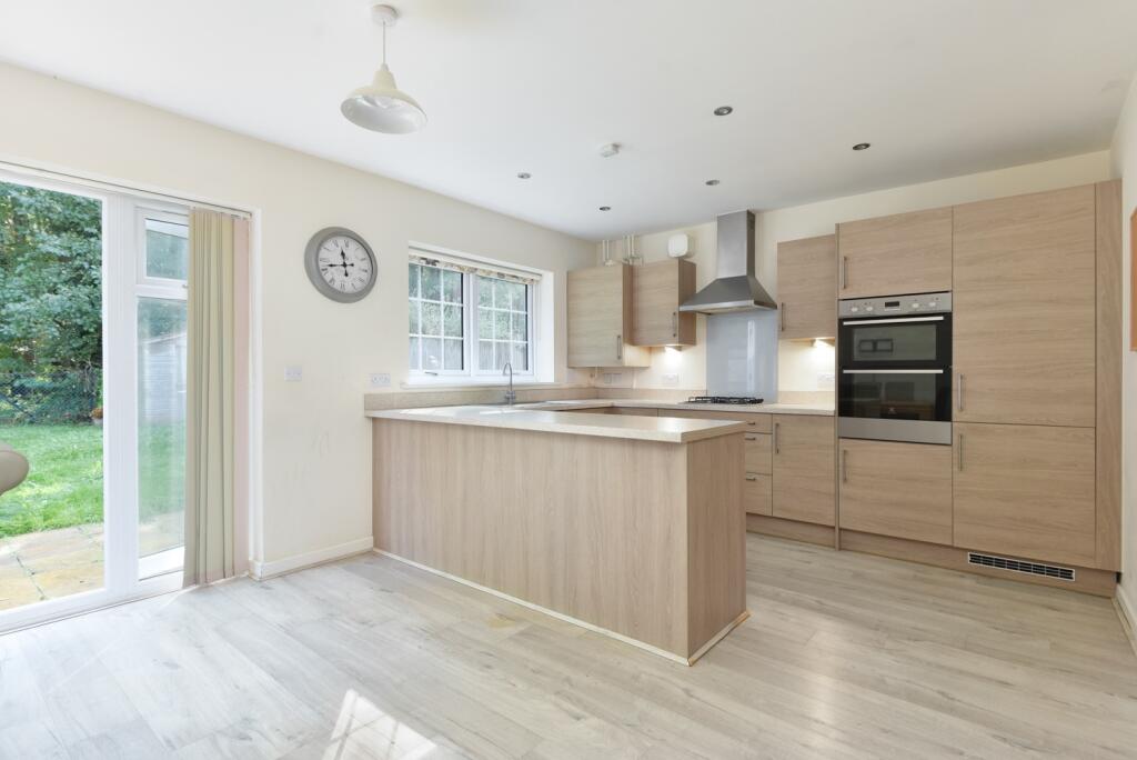 House in Tonbridge - More