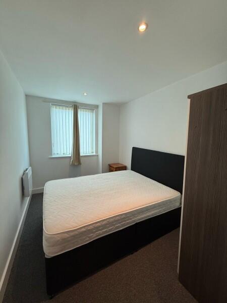 Apartment in Birmingham, West Midlands - More