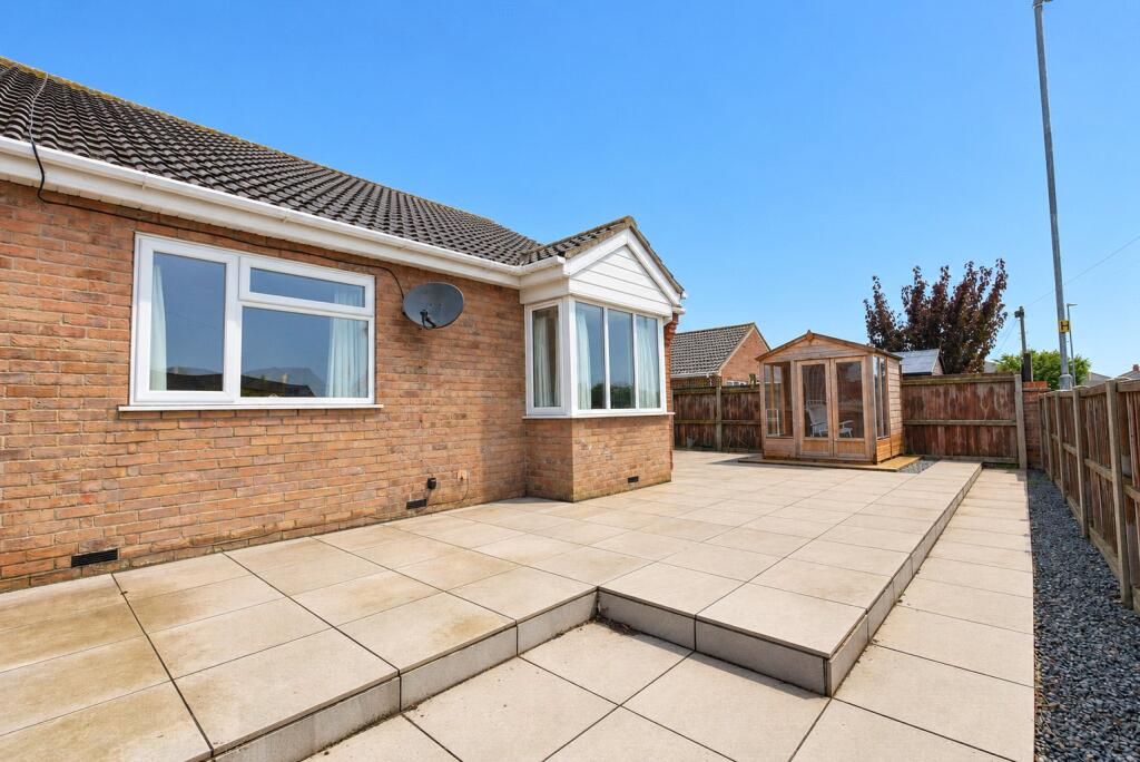 House in Lincoln - More