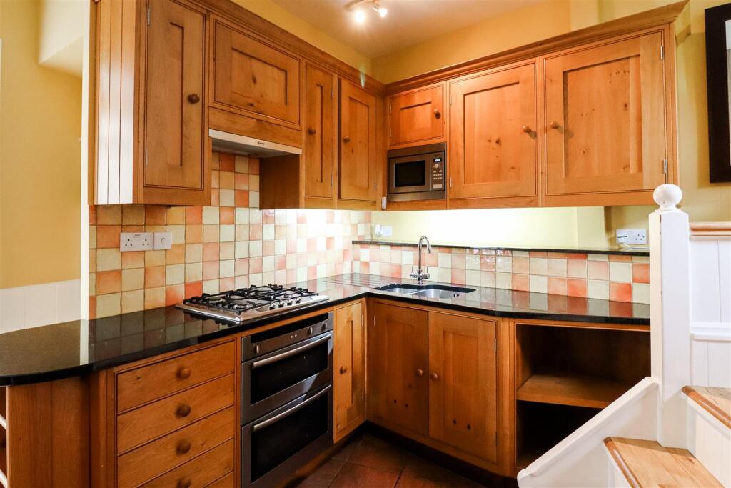 Browns Lane, Woodstock photo 4