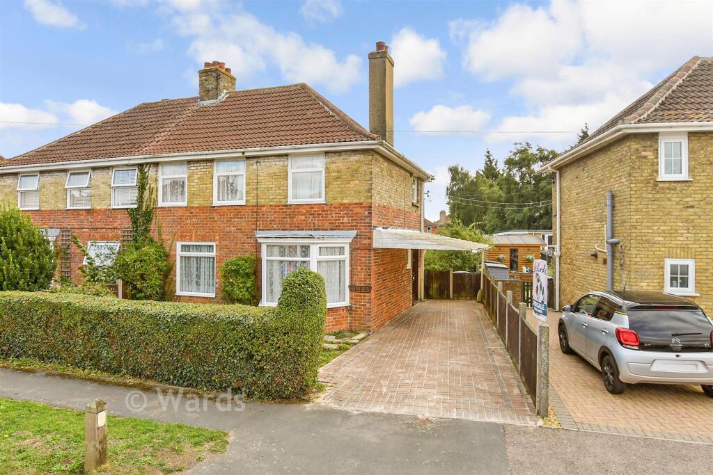 House in Canterbury - More