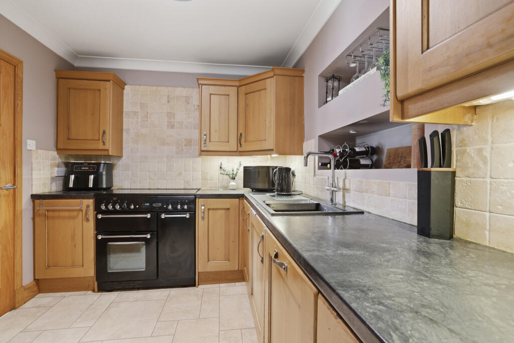 51 Buchanan Drive, Lenzie, Kirkintilloch, Glasgow, G66 photo 3