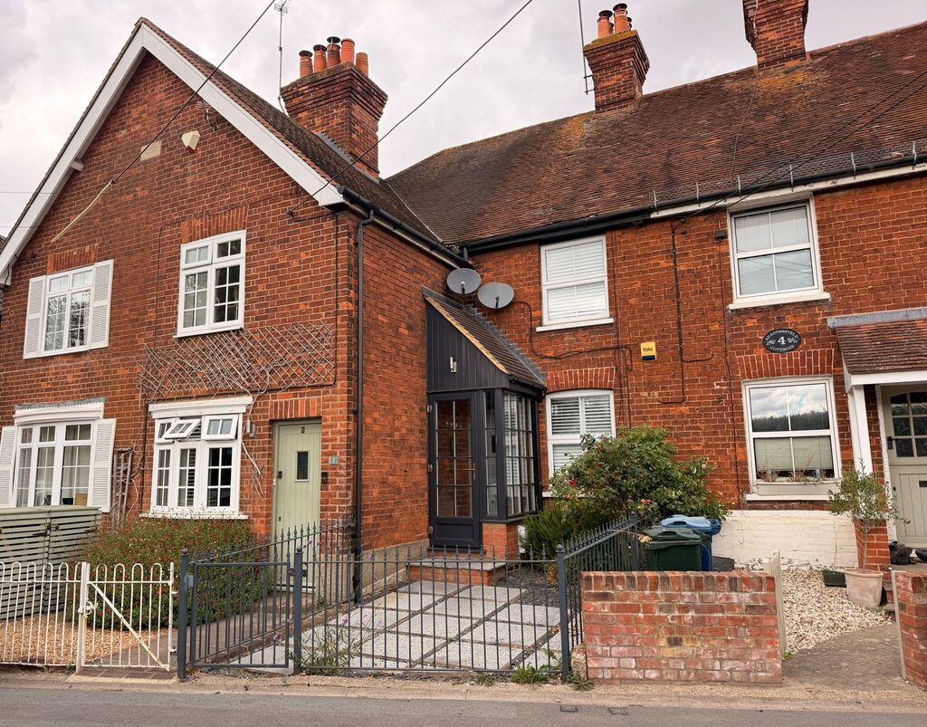 Main image of property: Hedsor Road, Bourne End