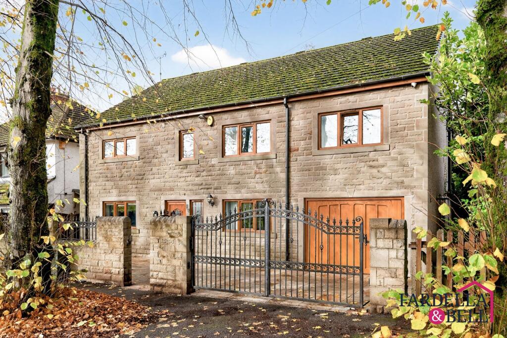 Lockyer Avenue, Burnley, BB12