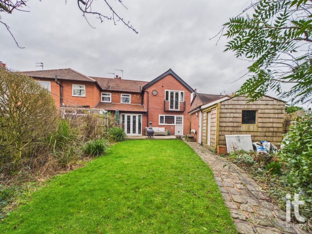 Brinkburn Road, Hazel Grove, Stockport, SK7 photo 4