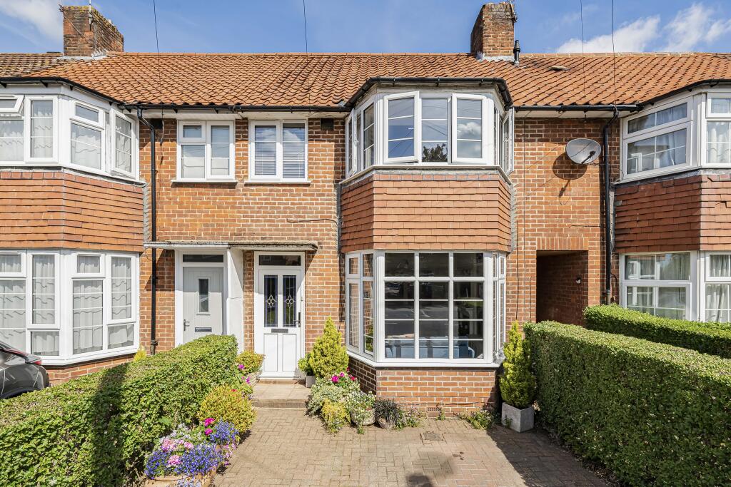 Main image of property: Handside Lane, Welwyn Garden City, AL8